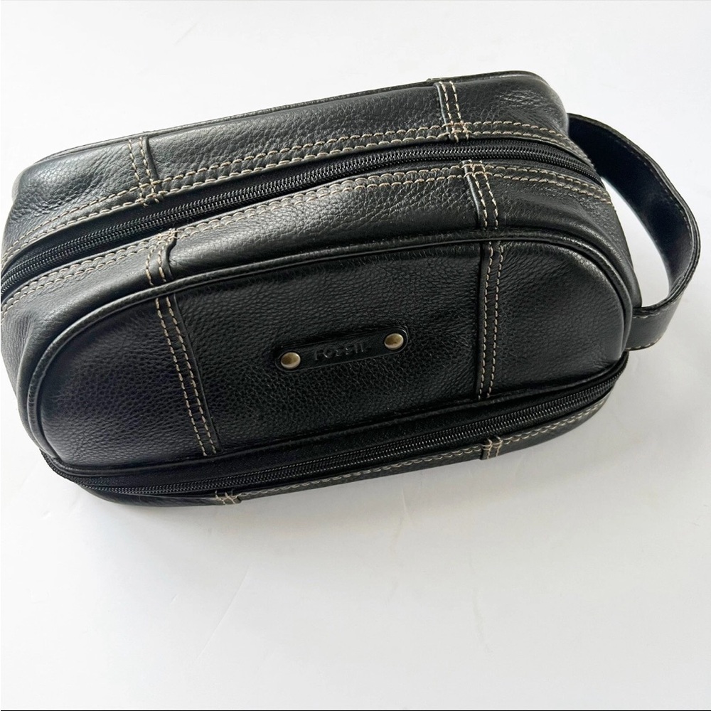 Fossil Black Leather Toiletry Bag - Picture 2 of 11